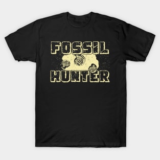 Fossil Hunter Paleontology Paleontologist Gift T-Shirt